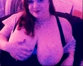 Ddmoonlight loves being watched while she cums
